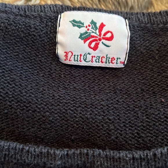 Nutcracker Christmas Sweater Size L - Picture 12 of 14